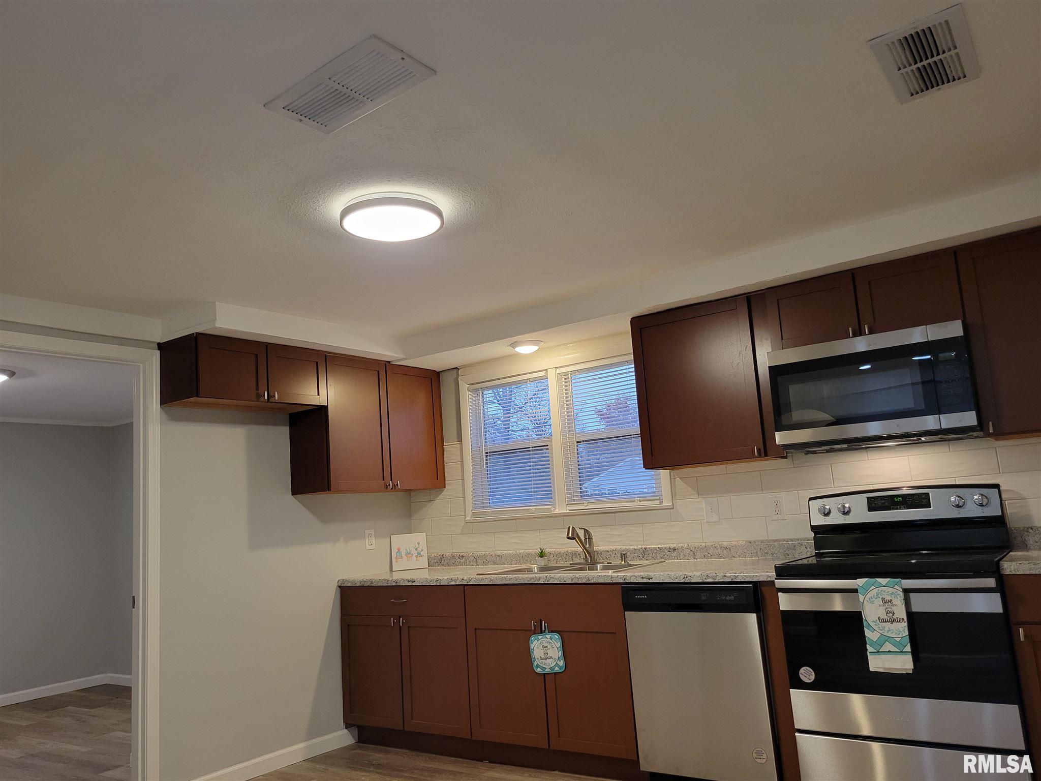 850 North Ohio Street Springfield, IL 62702 - Photo 14 of 21