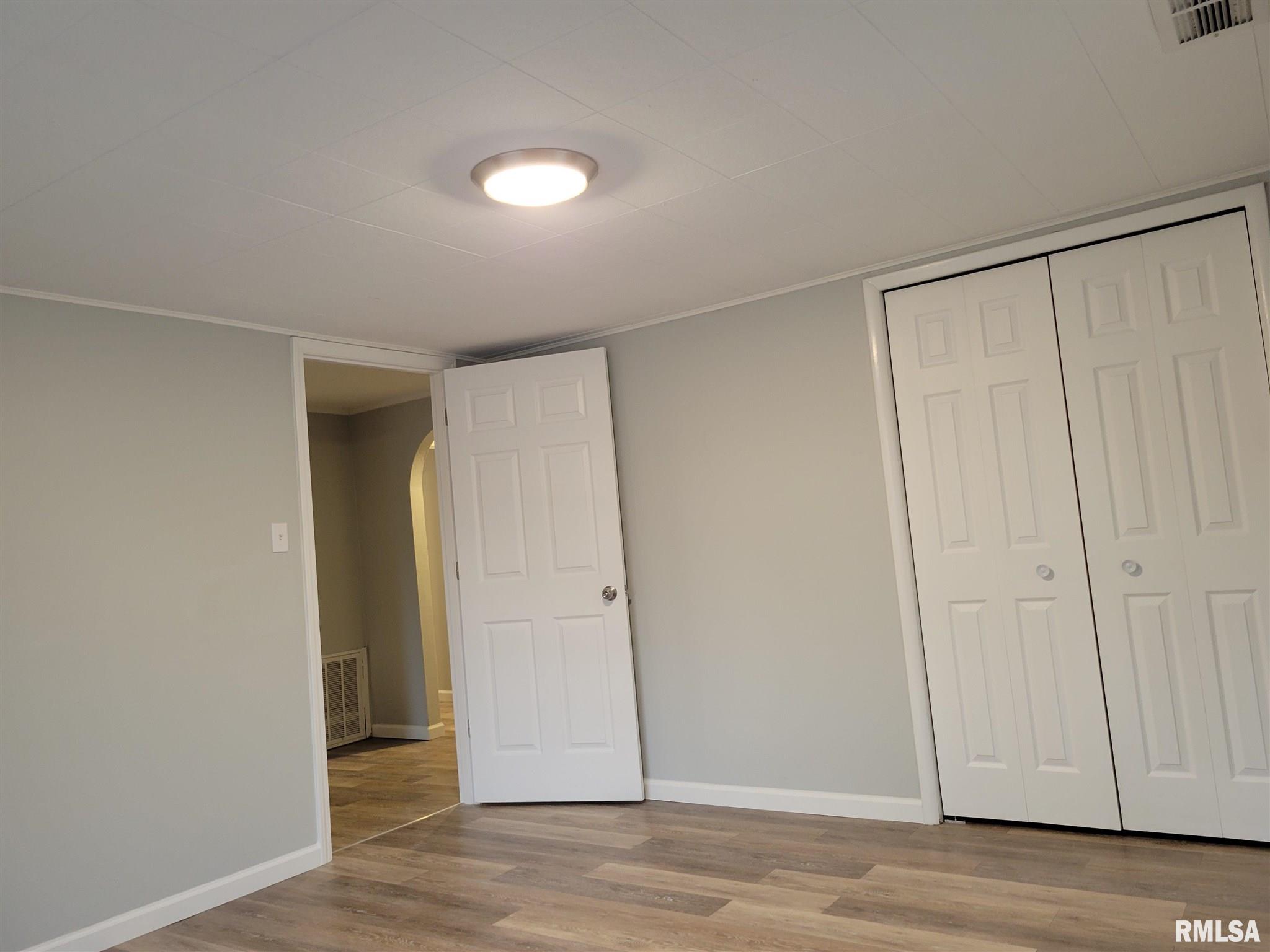 850 North Ohio Street Springfield, IL 62702 - Photo 7 of 21