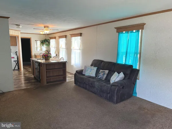$75,000 | 312 Blue Jay Drive, Red Lion, PA 17356