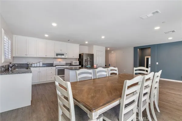 $499,999 | 44217 Shiloh Lane, Lancaster, CA 93535