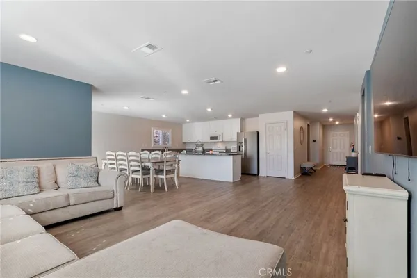 $499,999 | 44217 Shiloh Lane, Lancaster, CA 93535