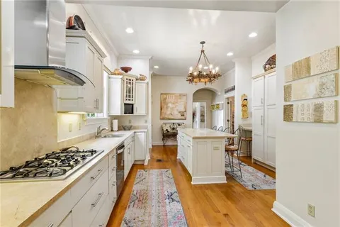$1,595,000 | 220 Audubon Boulevard, New Orleans, LA 70118