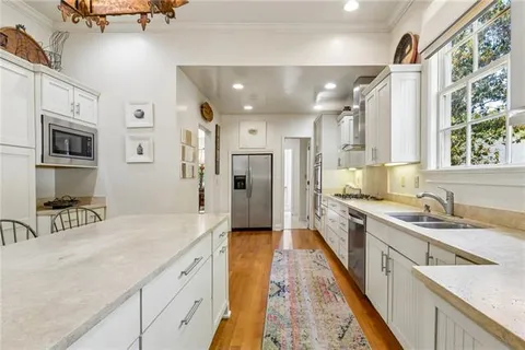 $1,595,000 | 220 Audubon Boulevard, New Orleans, LA 70118