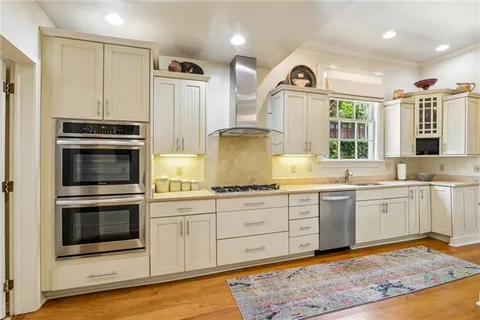 $1,595,000 | 220 Audubon Boulevard, New Orleans, LA 70118