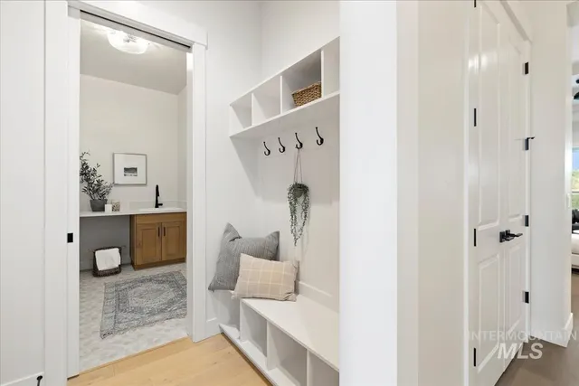 $799,880 | 232 South Fusion Avenue, Kuna, ID 83634