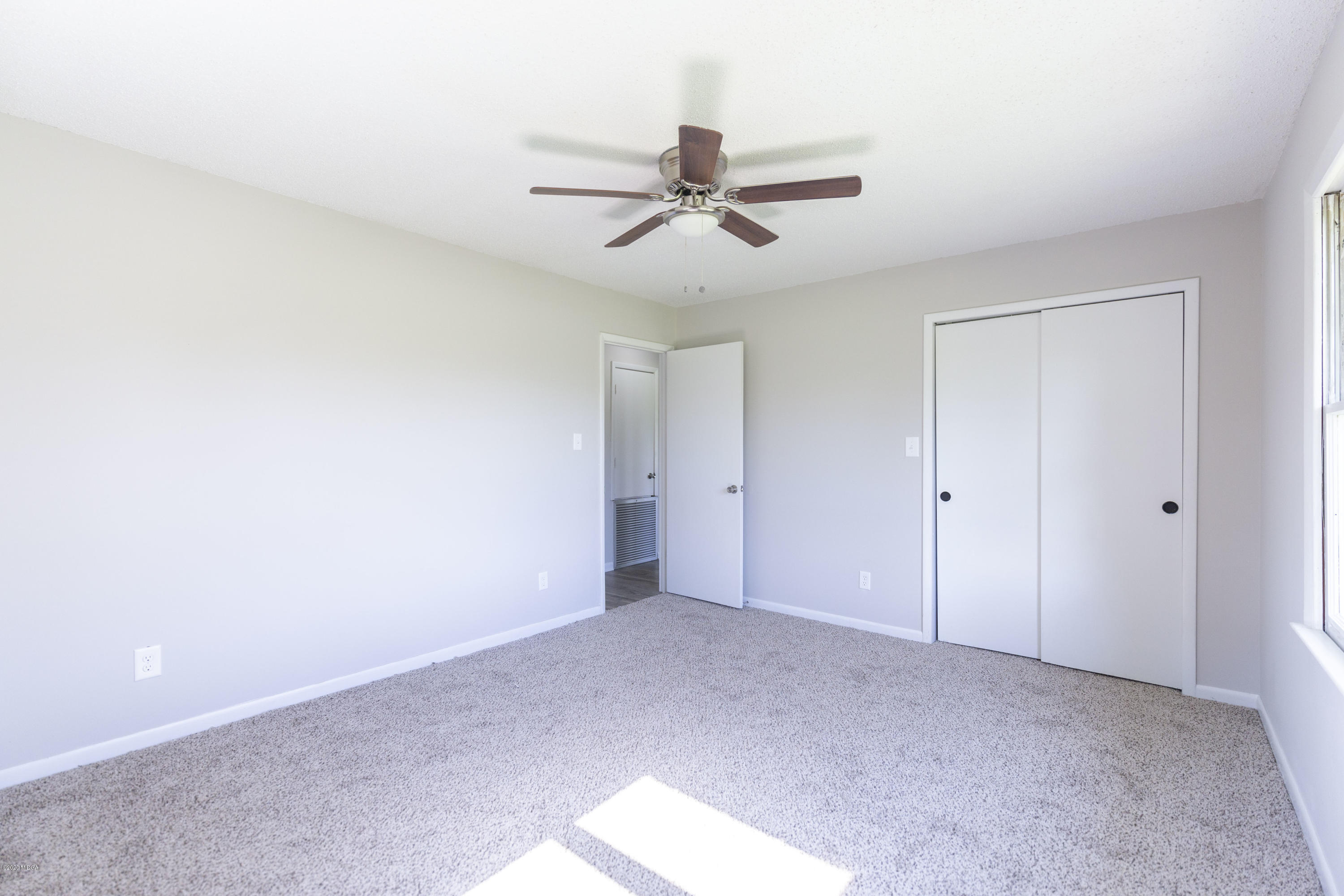 246 Allred Road Byron, GA 31008 - Photo 32 of 53 a view of an empty room