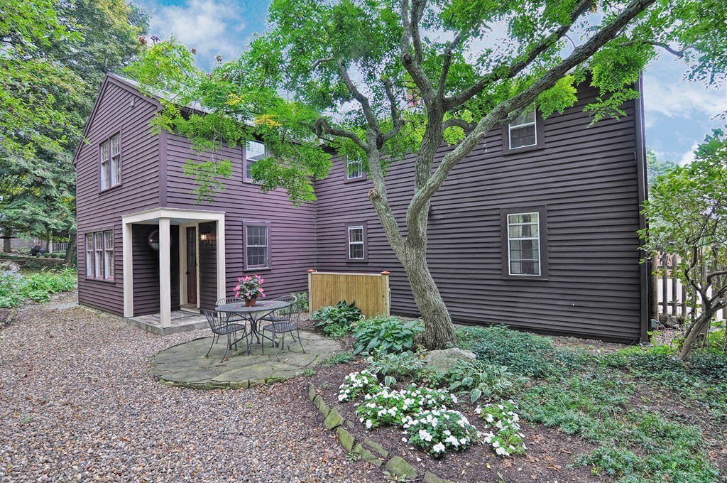 33 High Street Ipswich, MA 01938 - Photo 2 of 20