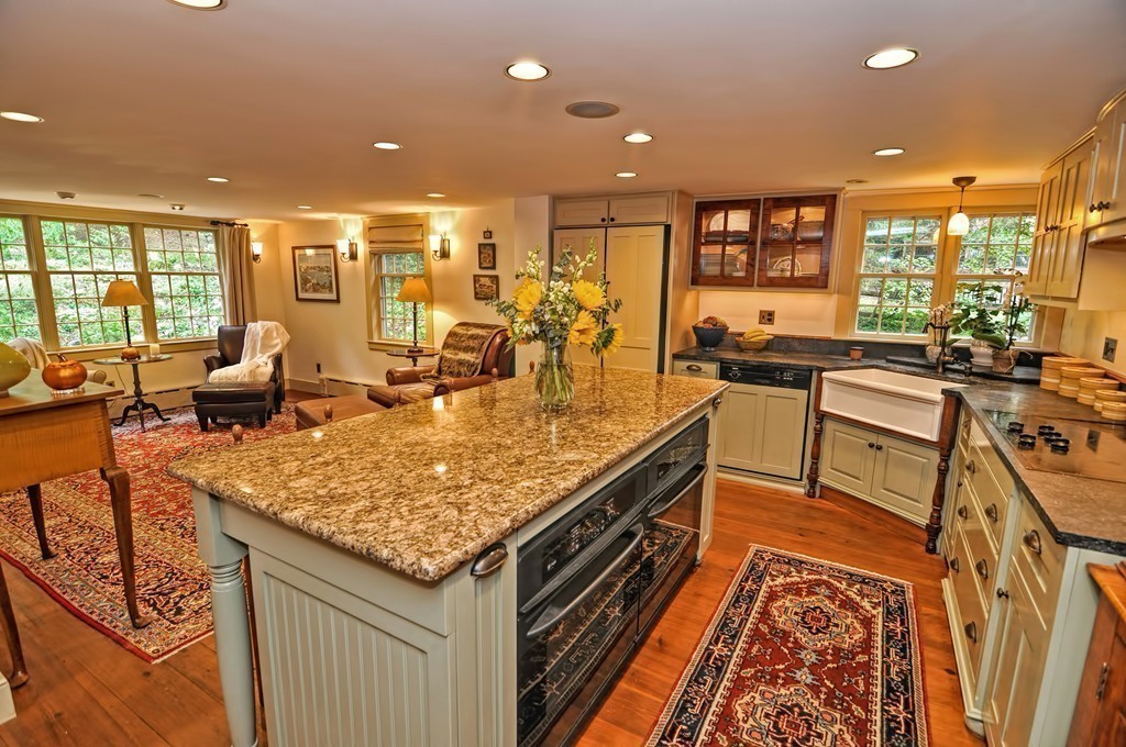 33 High Street Ipswich, MA 01938 - Photo 7 of 20