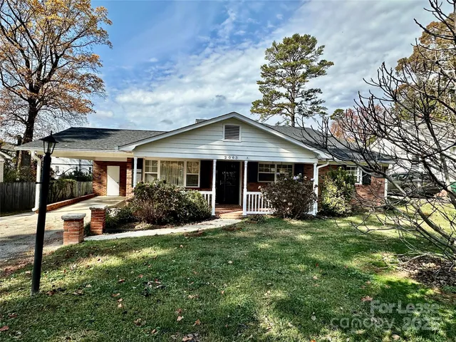 $2,800 | 2063 Eaton Road, Charlotte, NC 28205