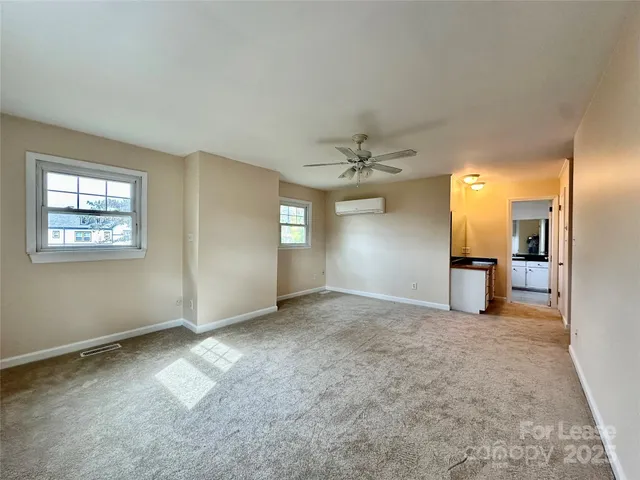 $2,800 | 2063 Eaton Road, Charlotte, NC 28205