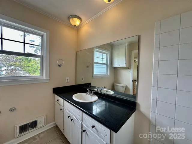 $2,800 | 2063 Eaton Road, Charlotte, NC 28205