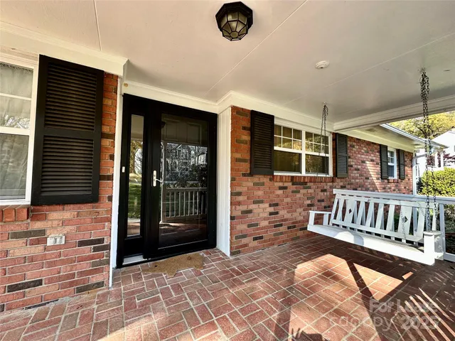 $2,800 | 2063 Eaton Road, Charlotte, NC 28205