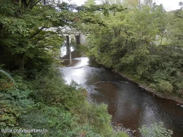 $250,000 | 1797-1799 North Main Street, Honesdale, PA 18431