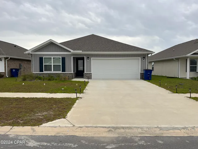 $2,000 | 6420 Slabinski Lane, Panama City, FL 32404