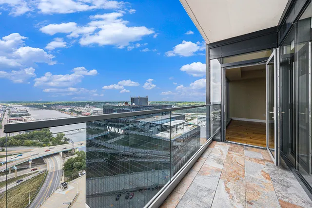 $429,900 | 335 Bridge Street Northwest, Unit 2403, Grand Rapids, MI 49504