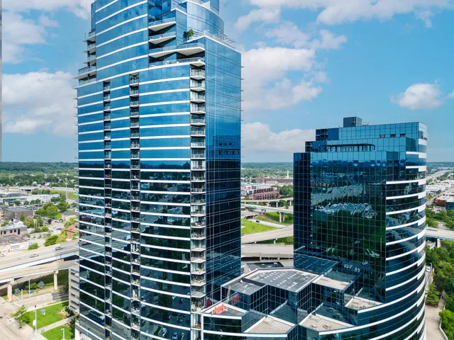 $429,900 | 335 Bridge Street Northwest, Unit 2403, Grand Rapids, MI 49504