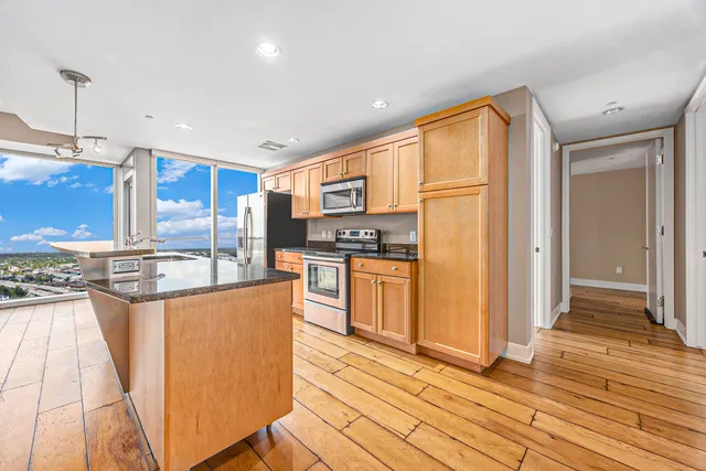 $429,900 | 335 Bridge Street Northwest, Unit 2403, Grand Rapids, MI 49504