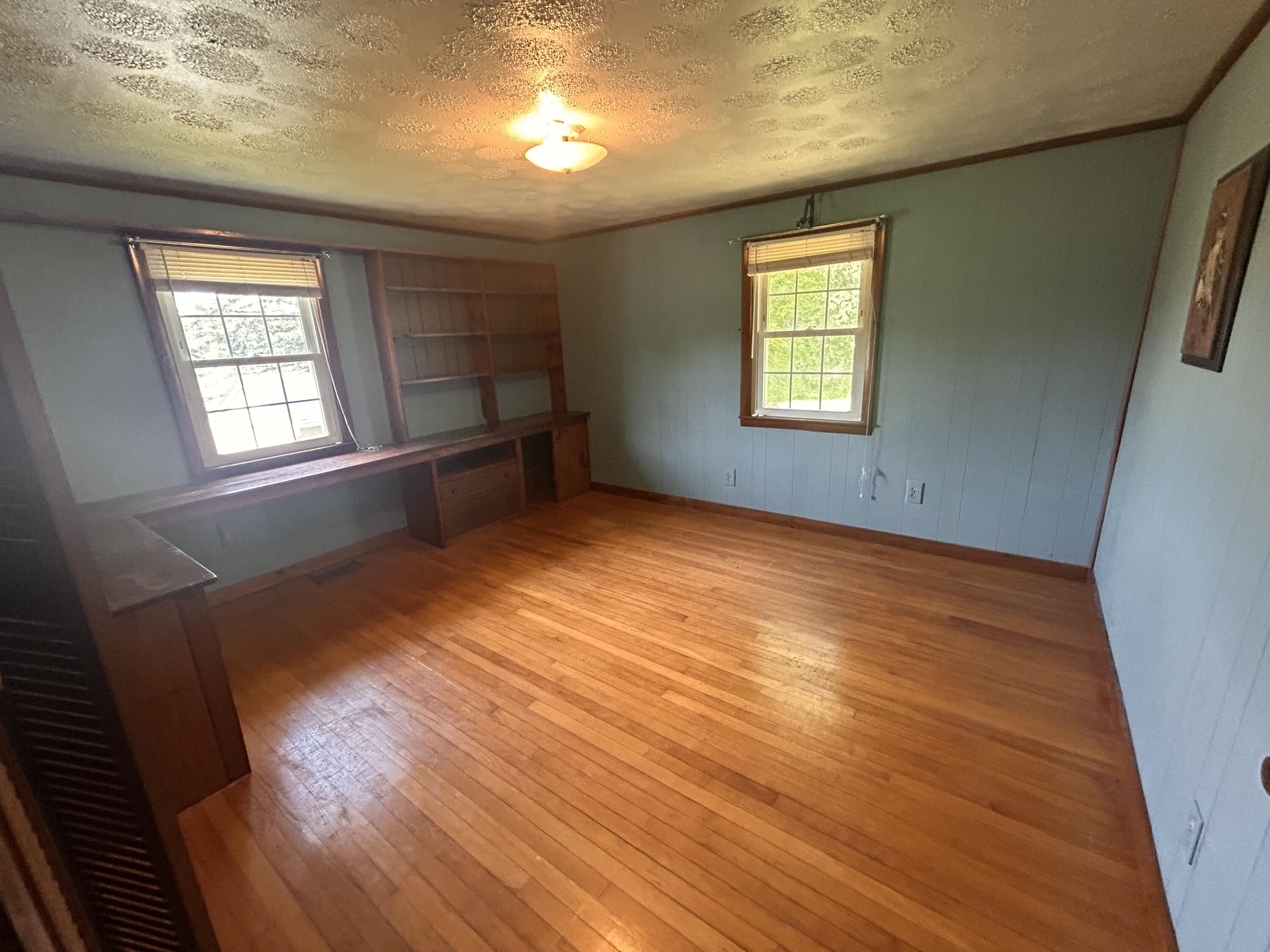 354 Brown Road Pownal, ME 04069 - Photo 17 of 35 IMG_4147