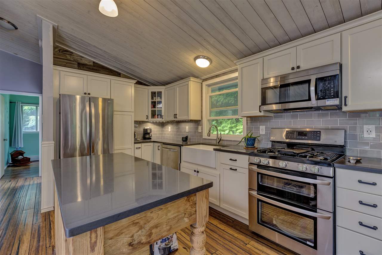 330 Bunker Road New London, NH 03257 - Photo 3 of 20