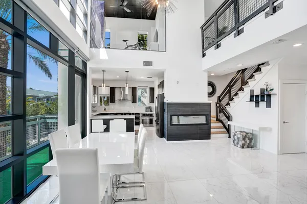 $7,500 | 365 Southeast 6th Avenue, Unit 307, Delray Beach, FL 33483