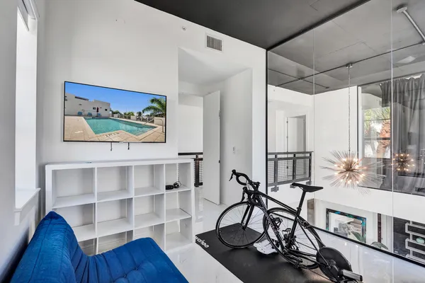 $7,500 | 365 Southeast 6th Avenue, Unit 307, Delray Beach, FL 33483