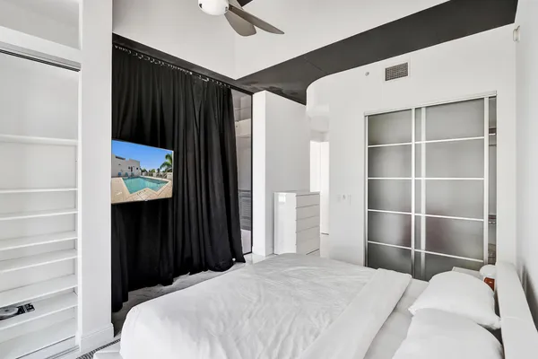 $7,500 | 365 Southeast 6th Avenue, Unit 307, Delray Beach, FL 33483