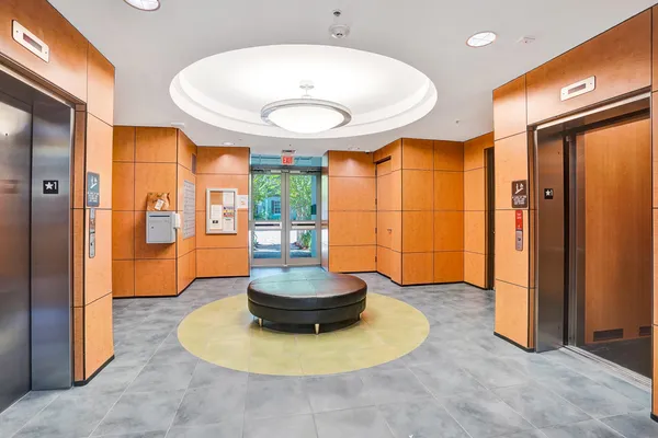 $7,500 | 365 Southeast 6th Avenue, Unit 307, Delray Beach, FL 33483