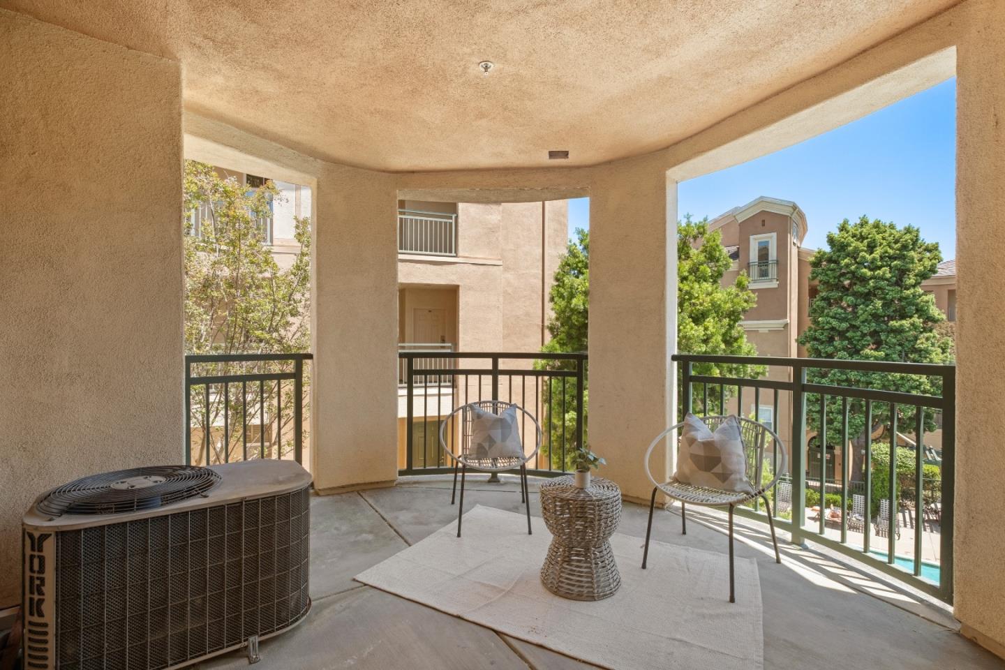 1390 Saddle Rack Street, Unit 350 San Jose, CA 95126 - Photo 3 of 40