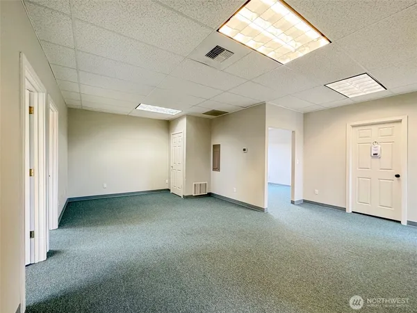 $1,300 | 502 South Still Road, Sequim, WA 98382