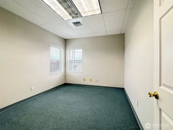 $1,300 | 502 South Still Road, Sequim, WA 98382