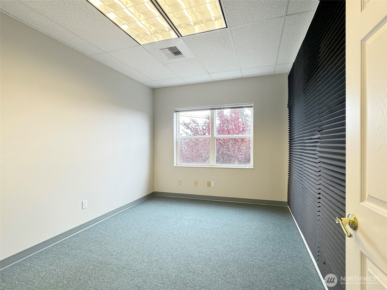 502 South Still Road Sequim, WA 98382 - Photo 28 of 40 an empty room with windows