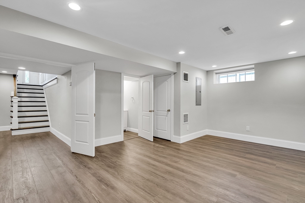 31 Kappius Path Newton, MA 02459 - Photo 26 of 36 Gallery Image 26
