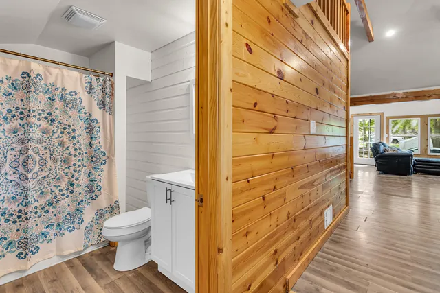 $295,000 | 1193 Lakeview Drive, Brooklyn, MI 49230