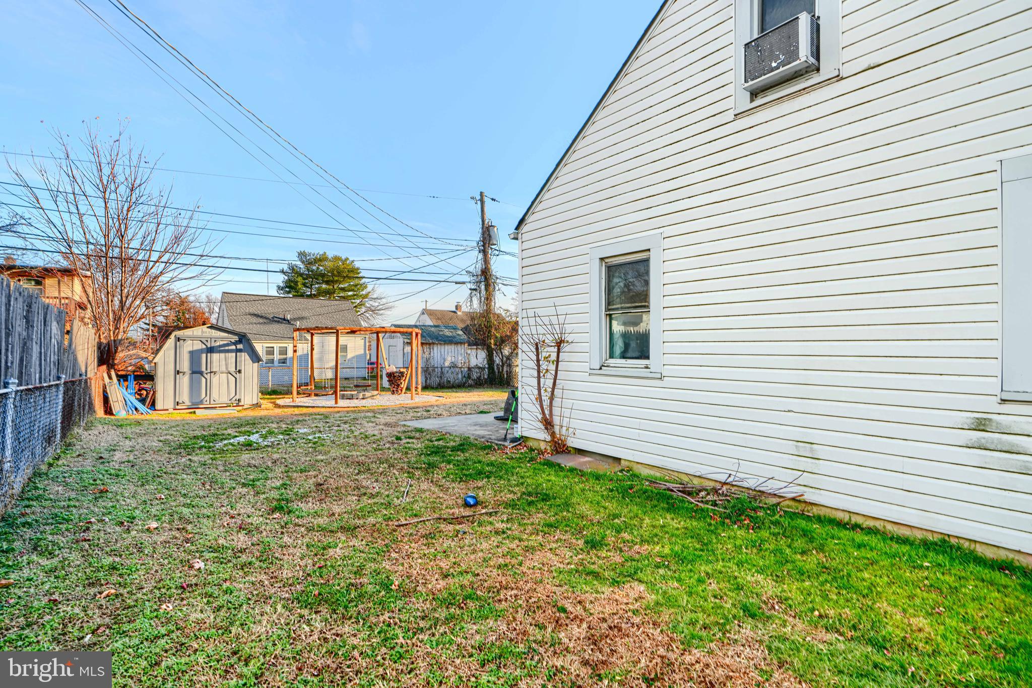 6 Avenal Road Baltimore, MD 21221 - Photo 21 of 29 Side Yard