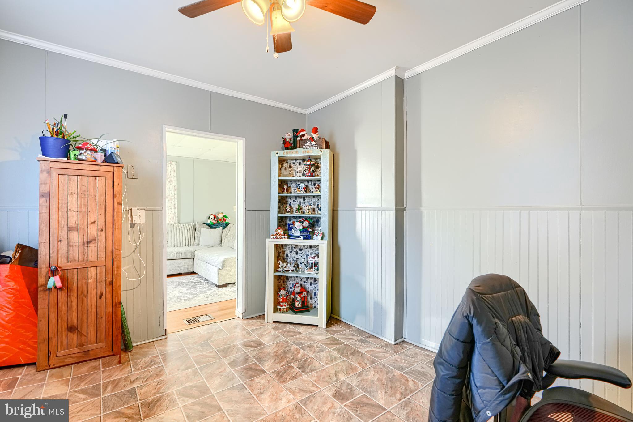 6 Avenal Road Baltimore, MD 21221 - Photo 7 of 29 Dining Room