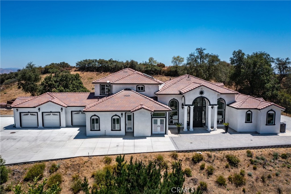 39625 County Line Road Beaumont, CA 92223 - Photo 2 of 54 Front view