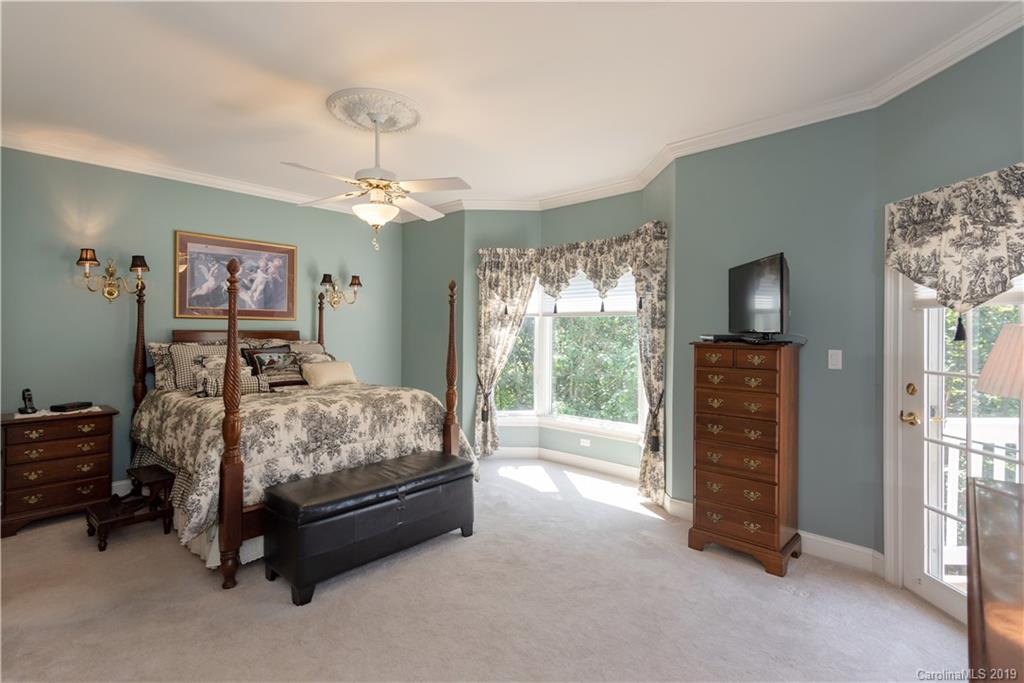 4530 Cove Loop Road, Unit 35 Hendersonville, NC 28739 - Photo 16 of 27 Gallery Image 16
