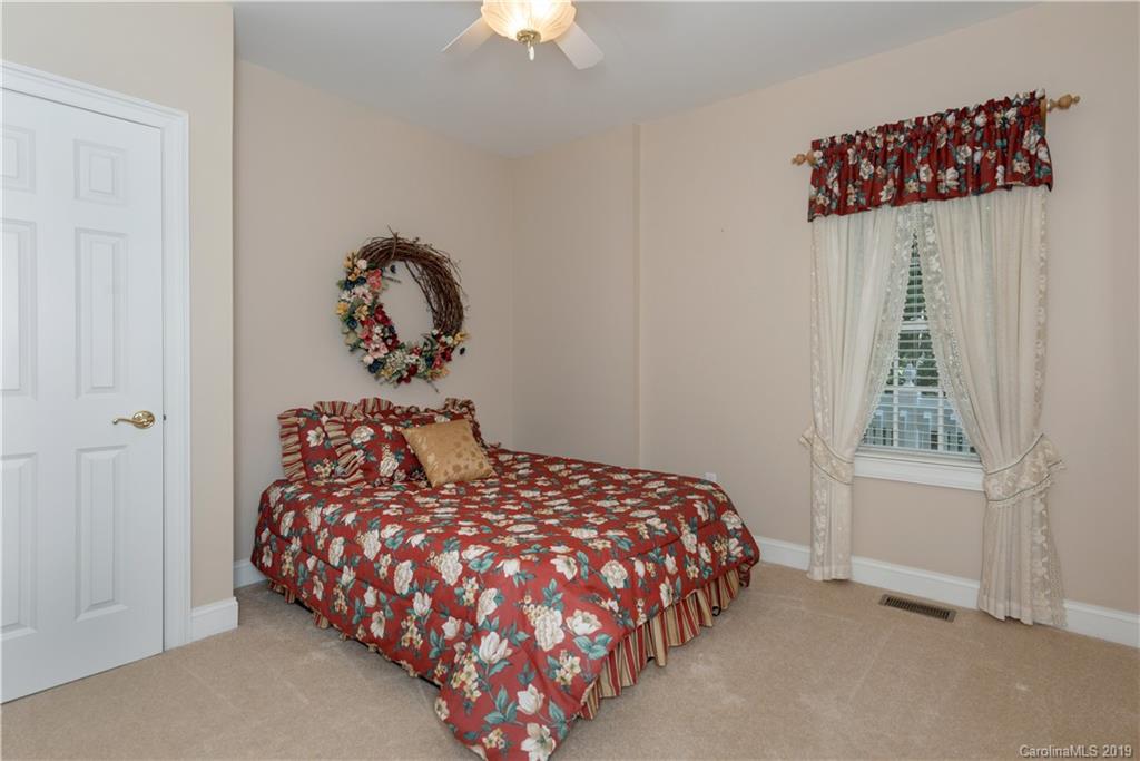 4530 Cove Loop Road, Unit 35 Hendersonville, NC 28739 - Photo 25 of 27 Gallery Image 25