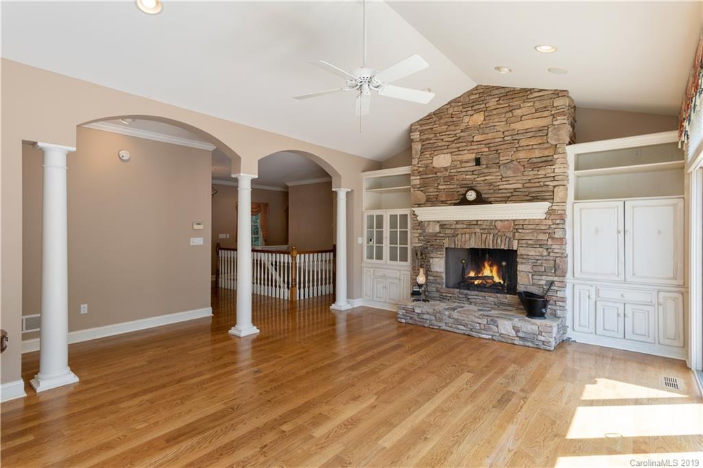 4530 Cove Loop Road, Unit 35 Hendersonville, NC 28739 - Photo 8 of 27 Gallery Image 8