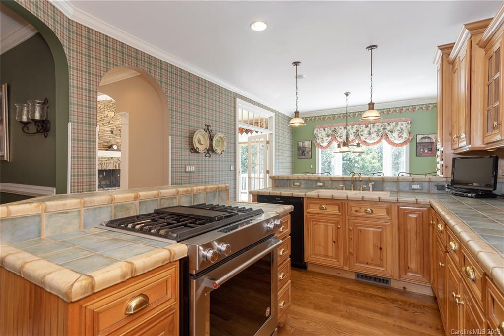4530 Cove Loop Road, Unit 35 Hendersonville, NC 28739 - Photo 9 of 27 Gallery Image 9