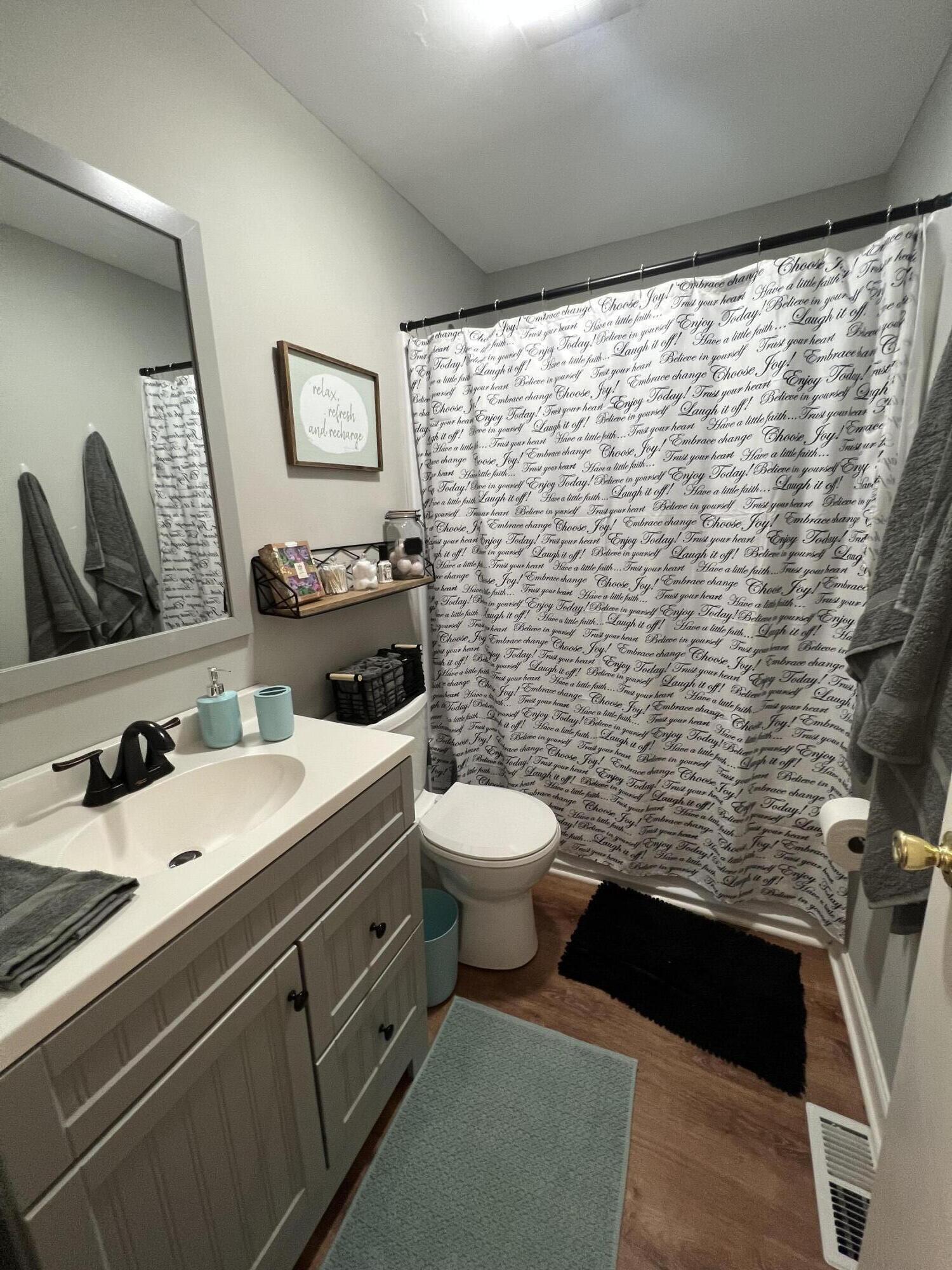 8429 Daisy Dallas Road Hixson, TN 37343 - Photo 13 of 19 Full Bath