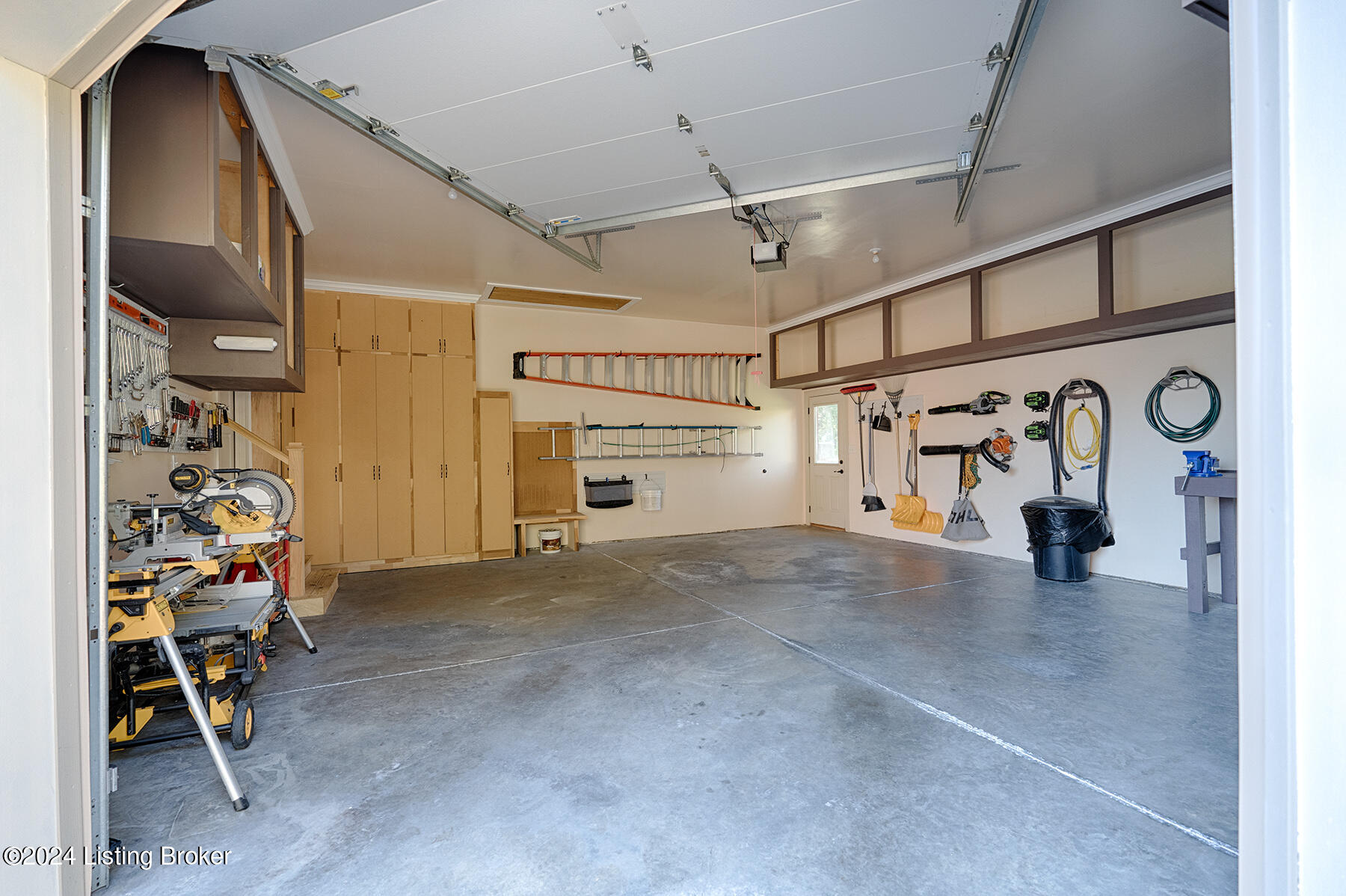 7806 Spring Farm Glen Road Prospect, KY 40059 - Photo 53 of 67 DSC06093_HDR