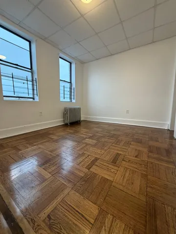 $2,850 | 315 56th Street, Unit E6, West New York, NJ 07093