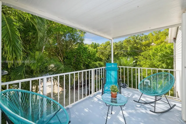 $3,200 | 133 East Silver Palm Avenue, Tavernier, FL 33070