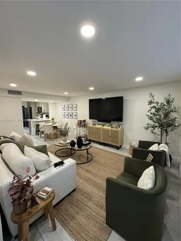 $445,000 | 10069 Southwest 77th Court, Miami, FL 33156