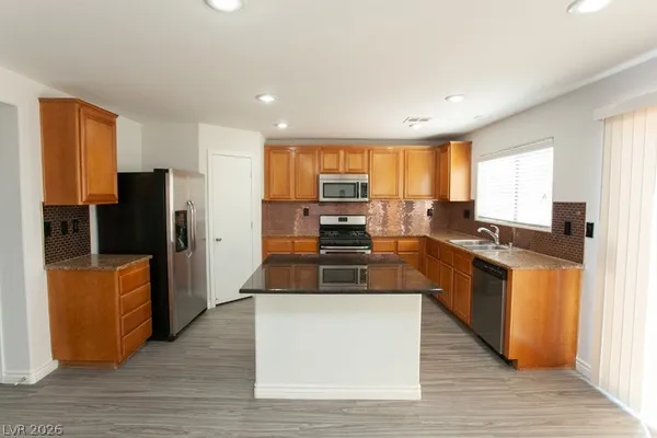 $2,400 | 6525 Cedar Waxwing Street, North Las Vegas, NV 89131