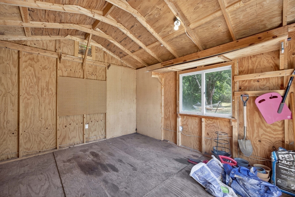 181 Head Of The Bay Road Bourne, MA 02532 - Photo 24 of 34