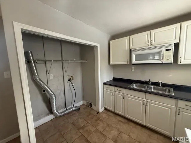 $70,000 | 14 Lillian Drive, Belleville, IL 62226