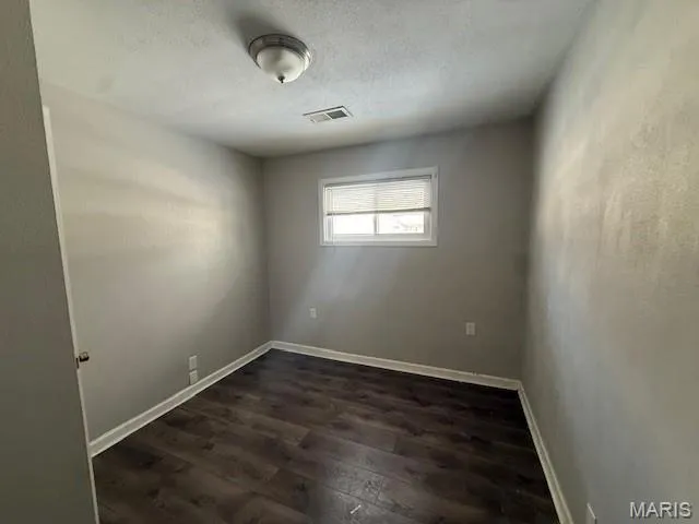 $70,000 | 14 Lillian Drive, Belleville, IL 62226