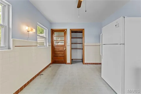 $184,900 | 2812 Laclede Station Road, Maplewood, MO 63143